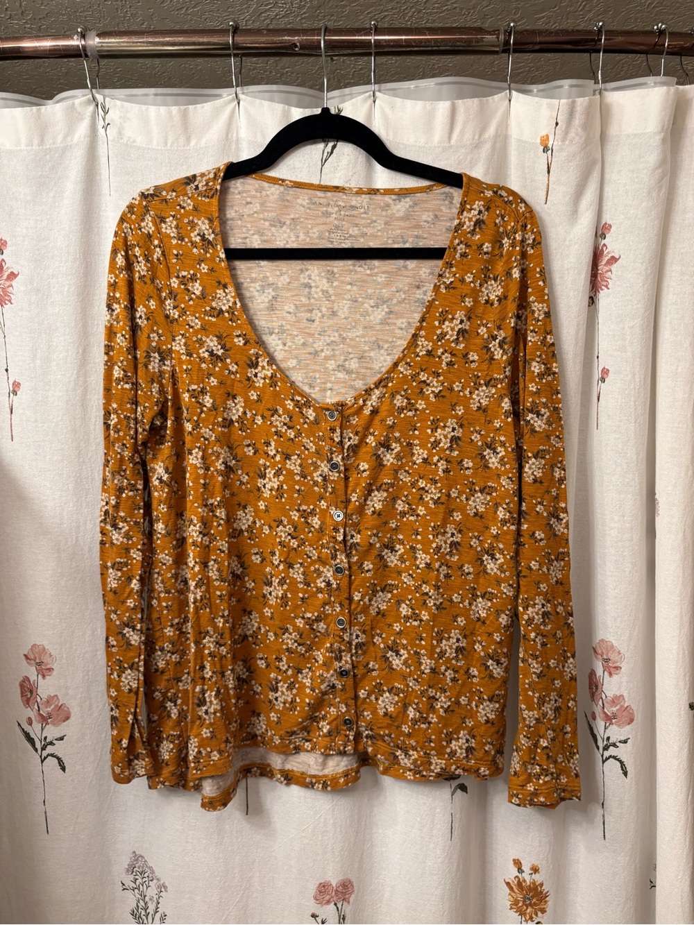 American Eagle Outfitters Mustard Floral Button-Front Top